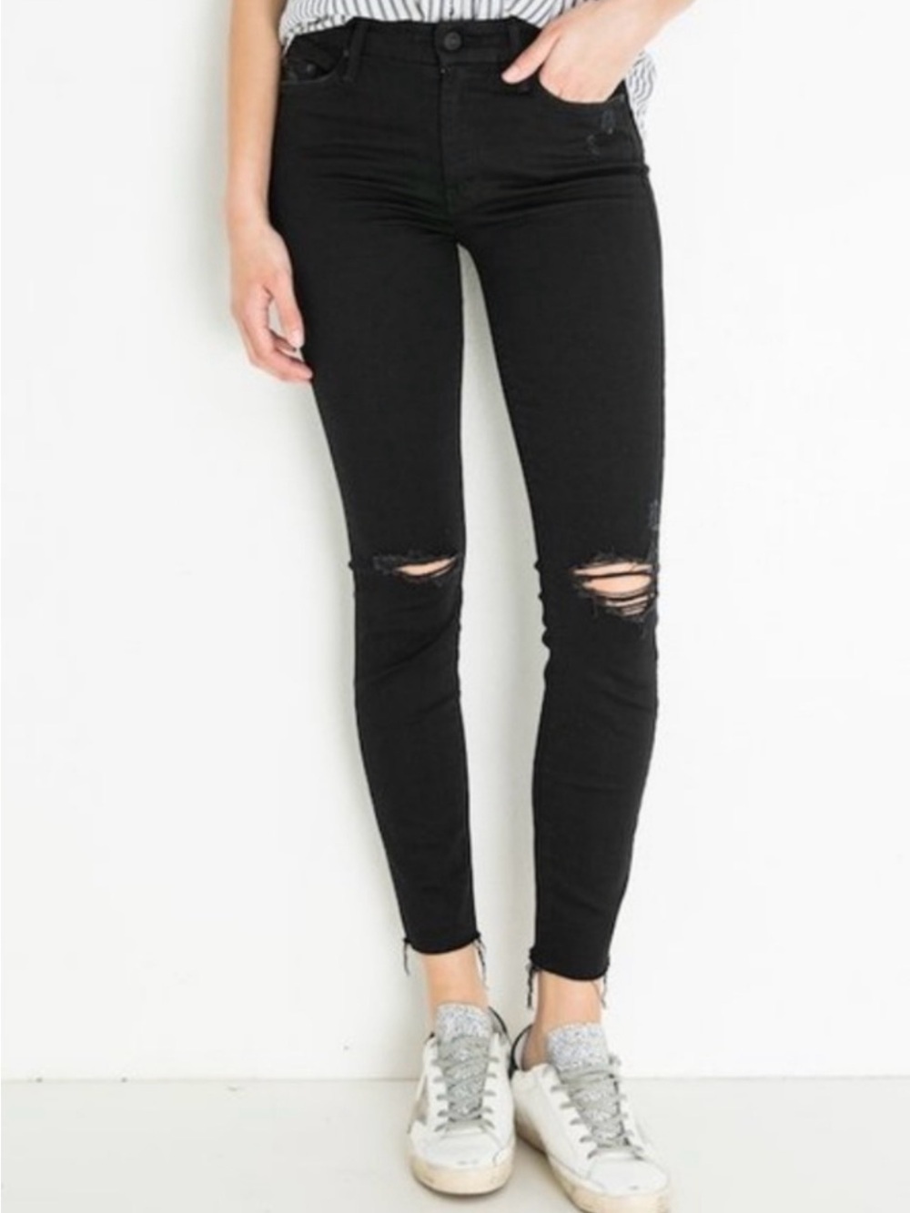 MOTHER The Looker Ankle Fray Jeans Guilty As Sin 28